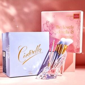 Cinderella Glass Slipper Brush Storage & Brush Set